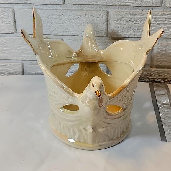 Ceramic Dove Candle holder.  -- ITEM #576 - Picture 1 of 6